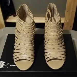 I N C heels size 9 M